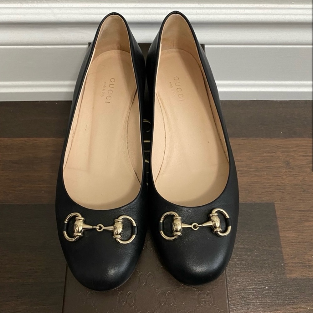 Gucci flats